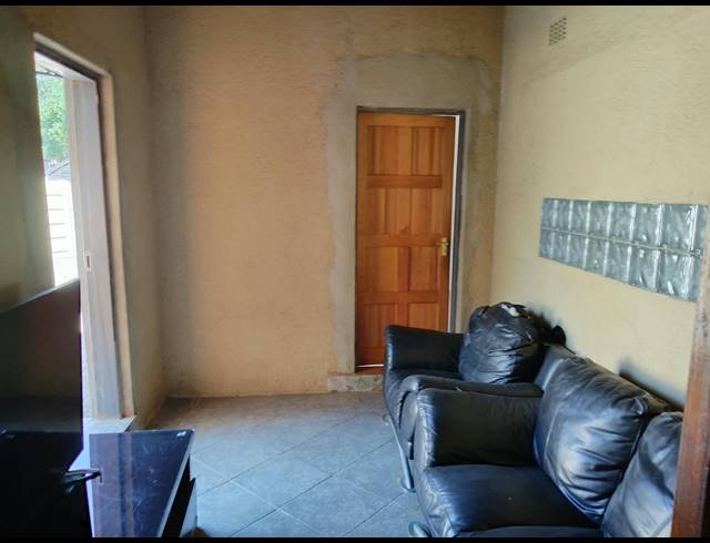 3 BEDROOM HOUSE FOR SALE IN BIRCH ACRES